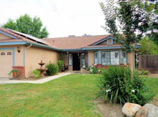 2514 Mitchell Ave, Clovis, CA 93611
