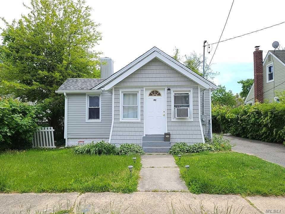 1st image of 42 Jefferson Ave