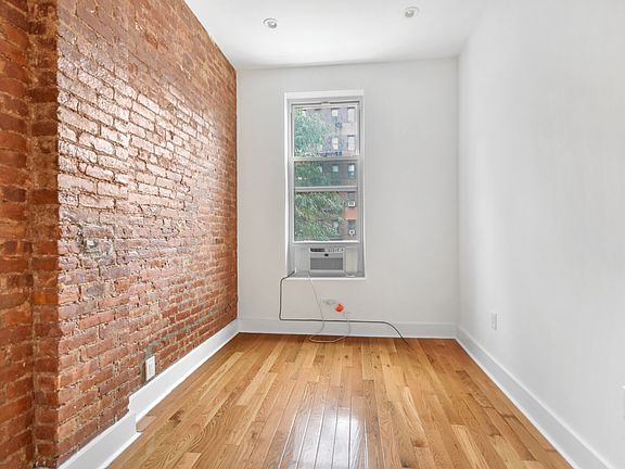 3rd image of 1158 2nd Ave #2WW