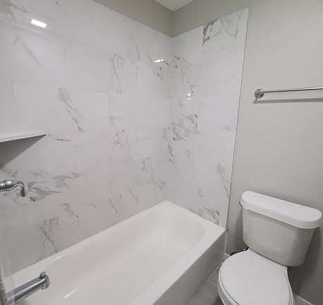 4th image of 1113 28th St #1