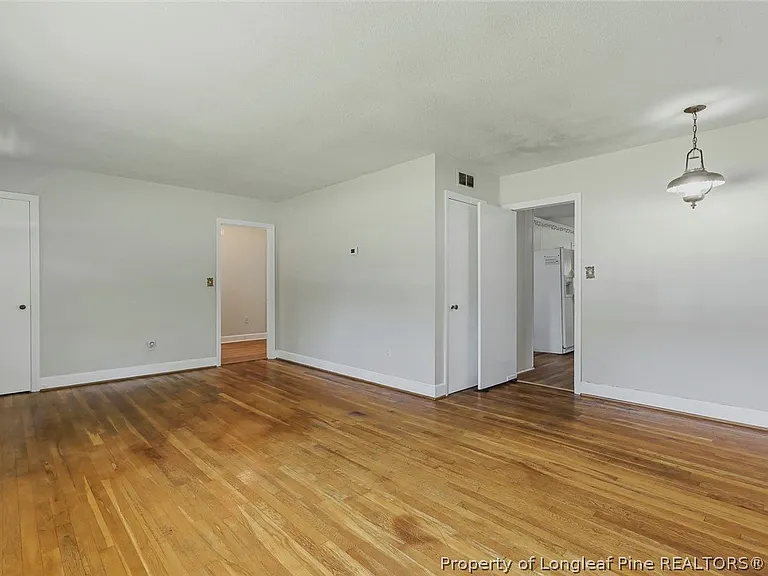 2902 Cornell Dr — Photo 6