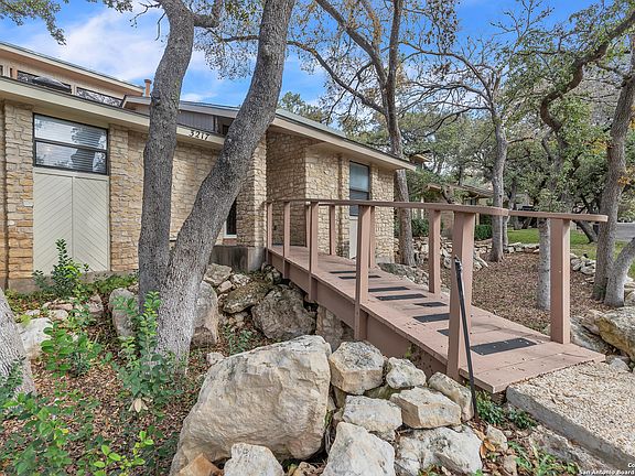 3rd image of 3217 W Turtle Lane #100