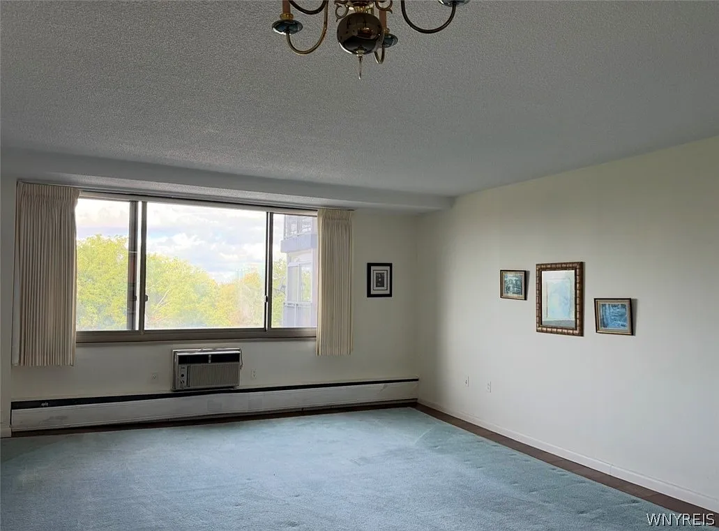 151 Buffalo Ave — Photo 4