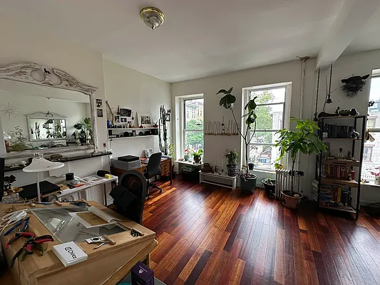 Rented by Yup Realty LLC | media 8