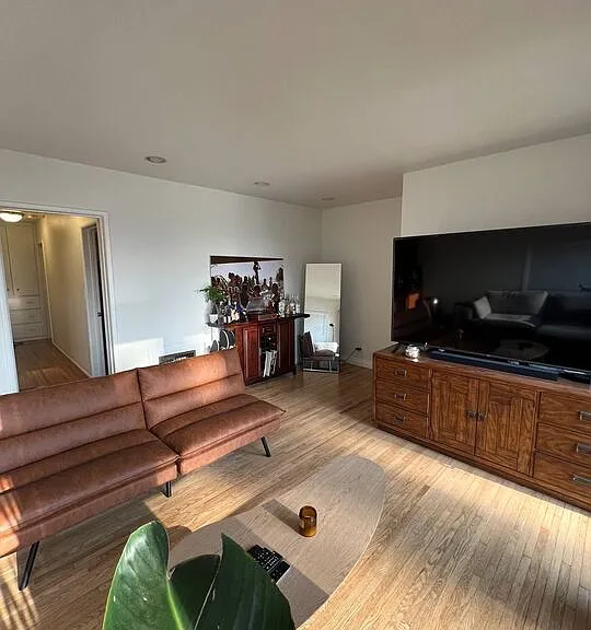 3005 Ocean Front Walk #A — Photo 3