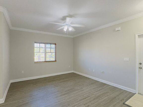 3rd image of 13110 Bella Casa Cir APT 212