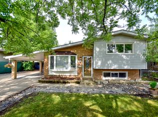 726 N Highview Ave, Addison, IL 60101