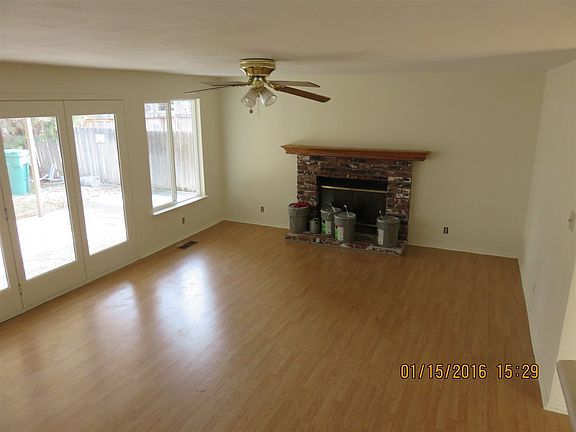 3rd image of 1964 Blossom View Dr