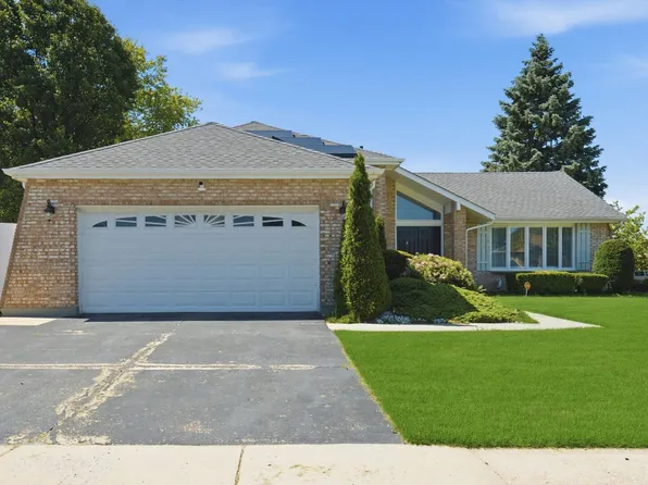 18601 Becker Ter, Country Club Hills, IL 60478