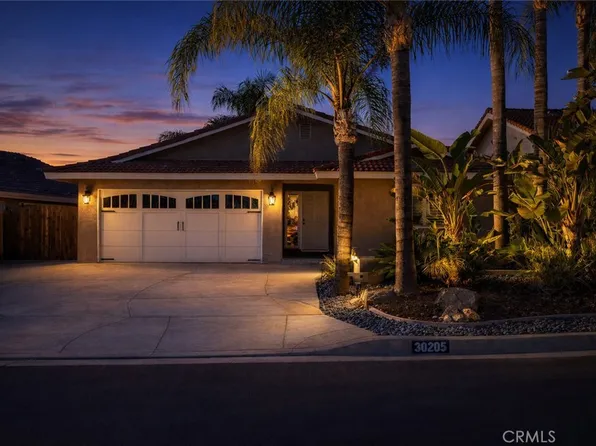 30205 Channel Way Dr, Canyon Lake, CA 92587