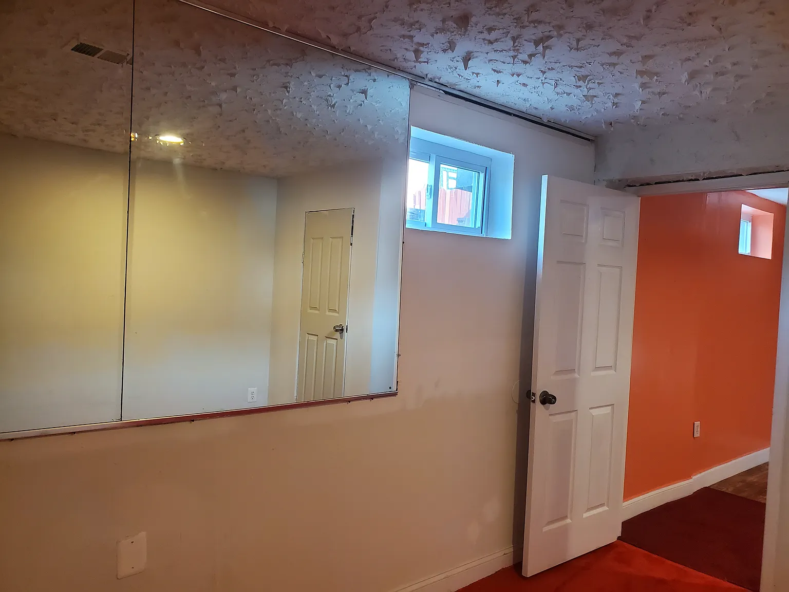 2 bed, $1,400 — Photo 3