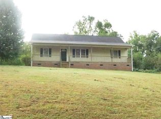 110 Homeland Rd, Pickens, SC 29671