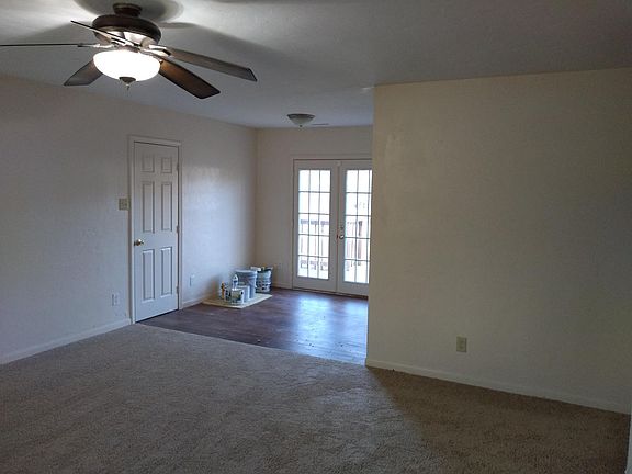 Living Room/Dinning room