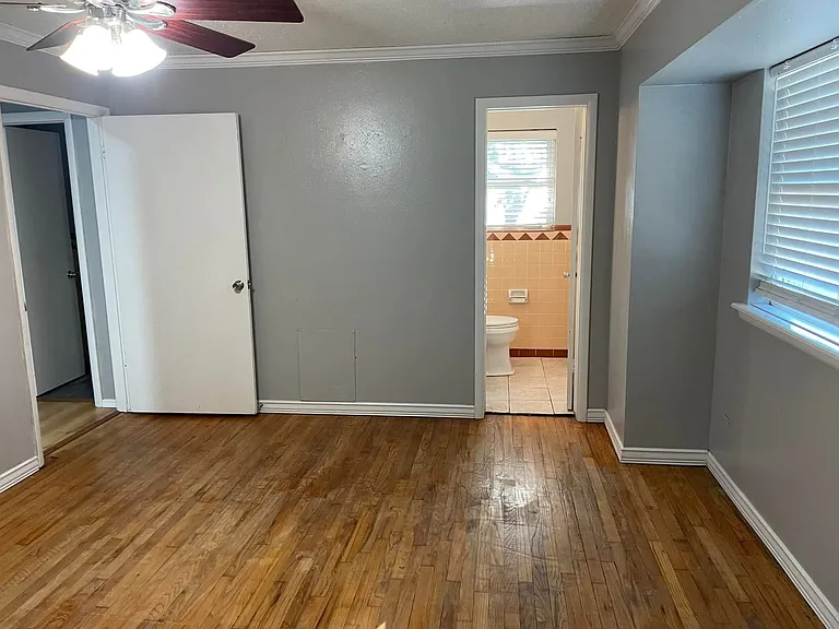 403 E Tenneppe — Photo 10