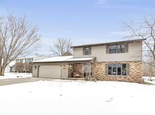 439 Delwiche Rd, Green Bay, WI 54302