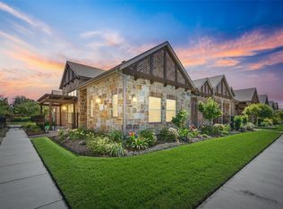 1111 Blue Bill Ln, Arlington, TX 76005