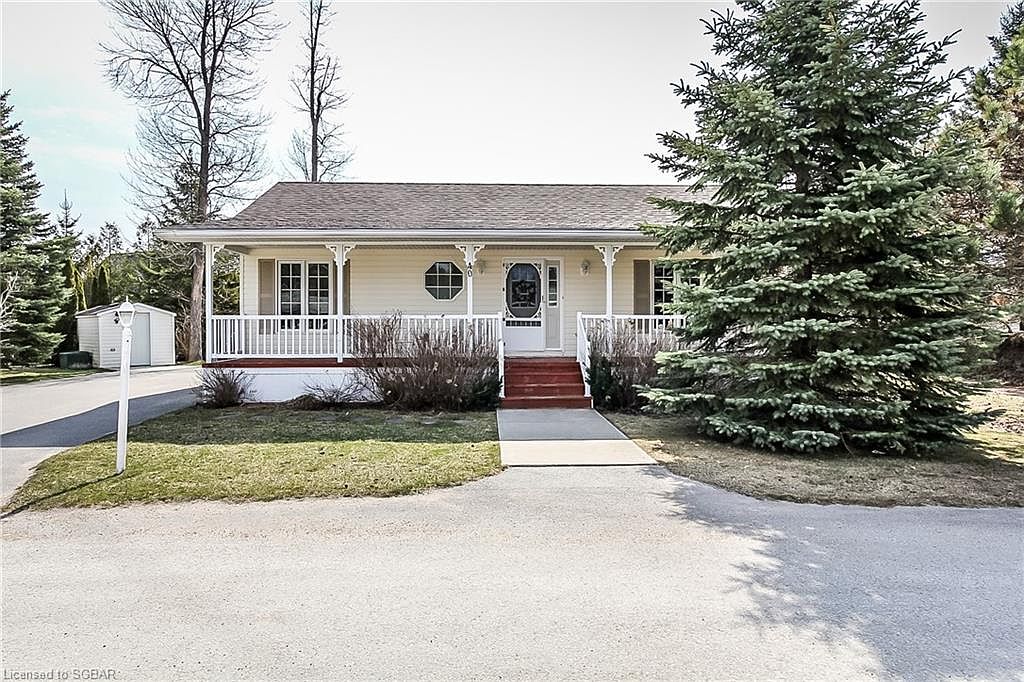 40 Topaz St, Wasaga Beach, ON L9Z 1X7 Zillow