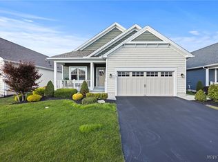 16 Raine Dr, Buffalo, NY 14221