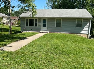 10406 E 10th St S, Independence, MO 64053