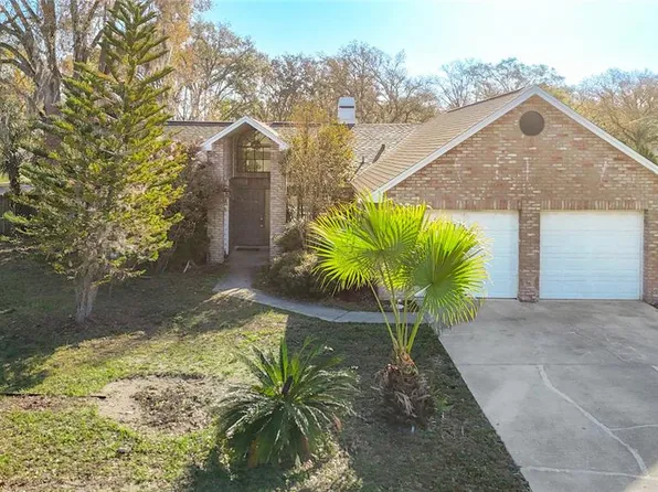 1040 Sawyers Ct, Lutz, FL 33559