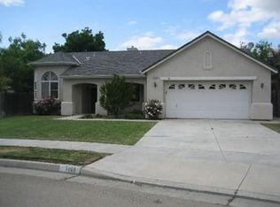 1460 Cherry Ln, Lemoore, CA 93245