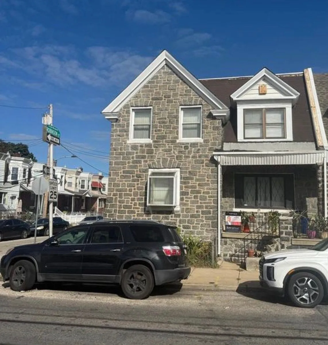 Building Photo - 6113 Master St #MAIN
