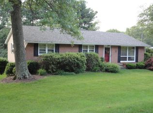 17 Lions St, East Stroudsburg, PA 18301