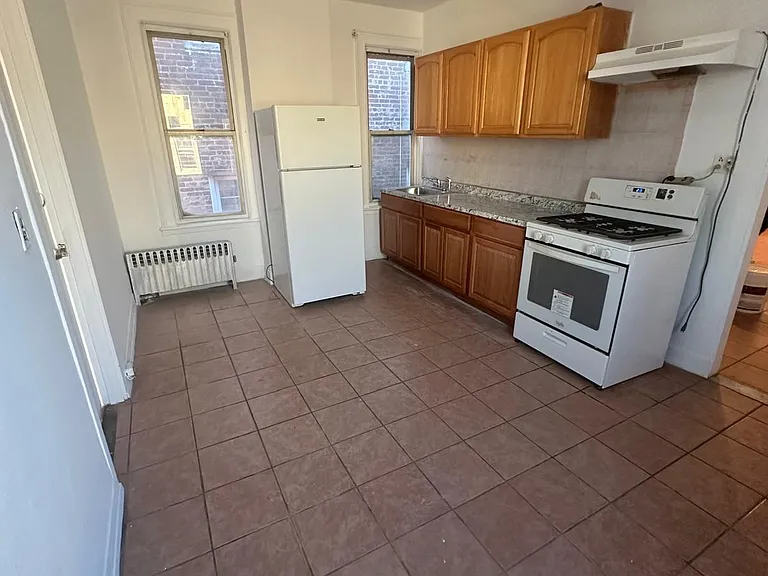 932 E 217th St #2 — Photo 2
