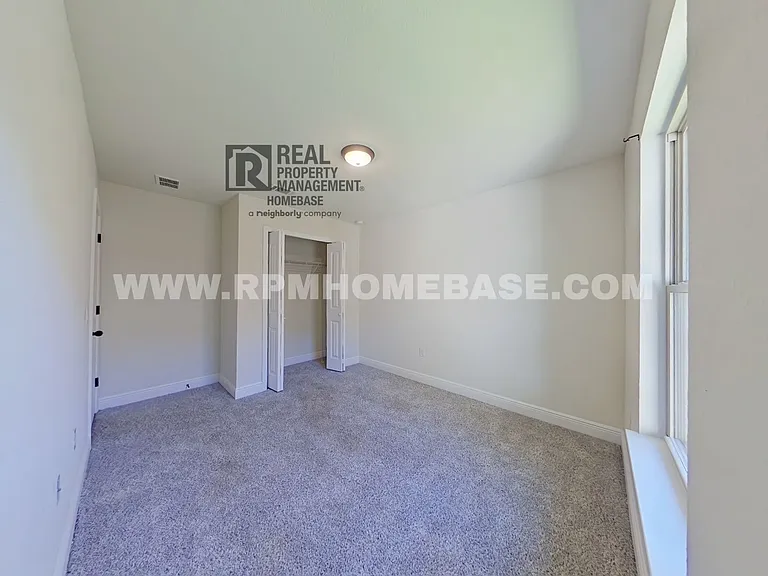 5137 Peach Dr — Photo 11