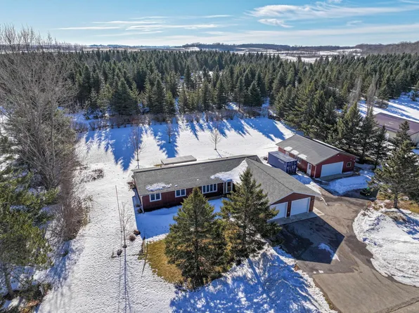 8024 Little Mary Cir SW, Alexandria, MN 56308