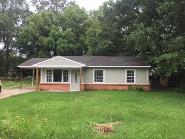 2513 Karagan Dr, Mobile, AL 36606