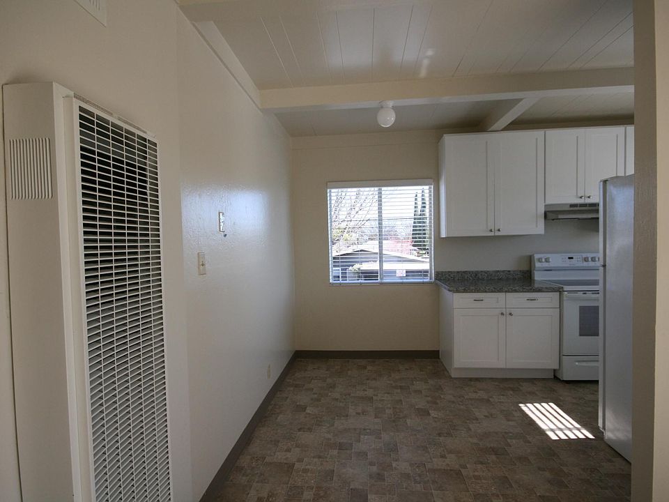 2nd image of 2332 Pauline Dr #D