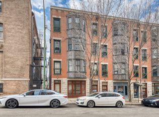 811 W Superior St UNIT 4, Chicago, IL 60642