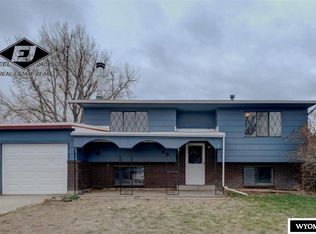 2936 Mockingbird Trl, Casper, WY 82604
