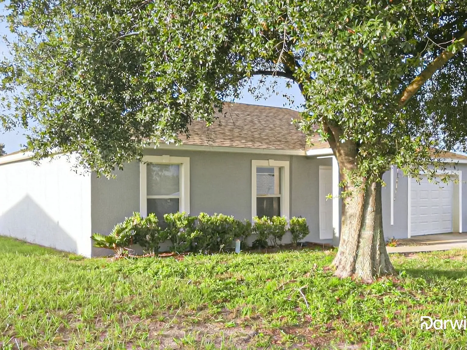 3 bed, 2.0 bath, 1153 sqft, $1,740 — Photo 2