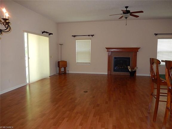 4th image of 9851 Country Scene Ln #20