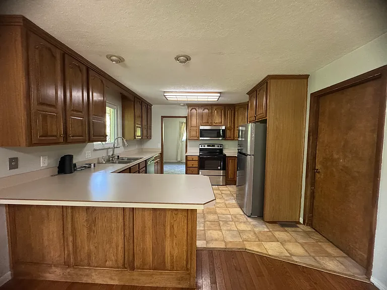 2579 Richmar Dr — Photo 9