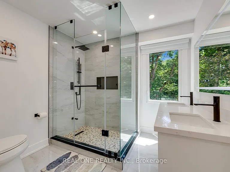 814 Calder Rd — Photo 26