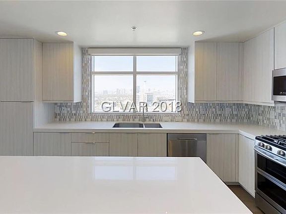 4th image of 150 Las Vegas Blvd N Unit 2212