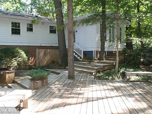2nd image of 156 Old Forest Cir