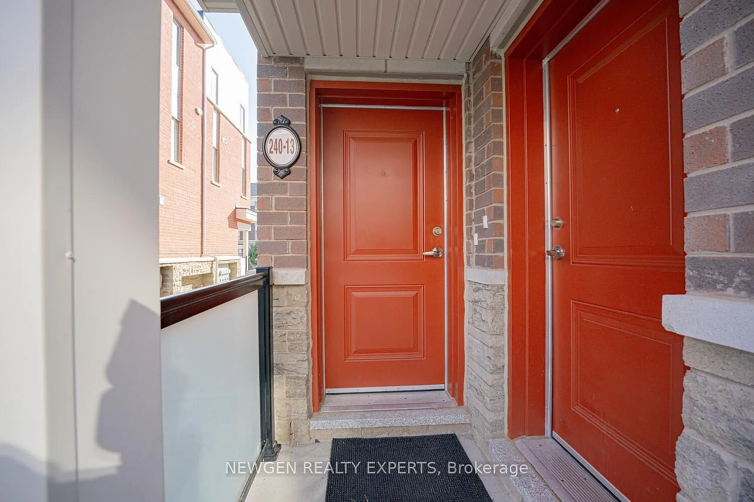 2 bed, $2,525 — Photo 4