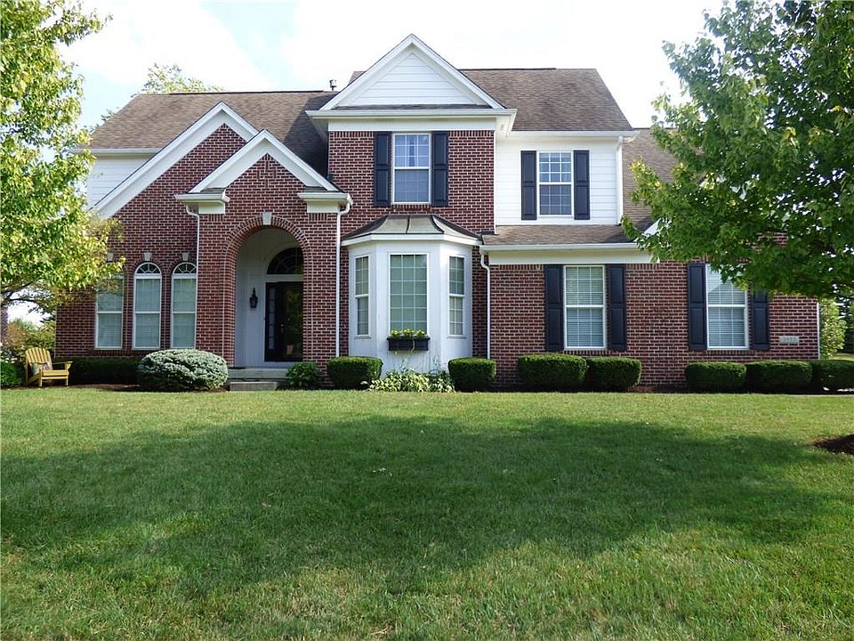 1st image of 3853 Castle Rock Dr