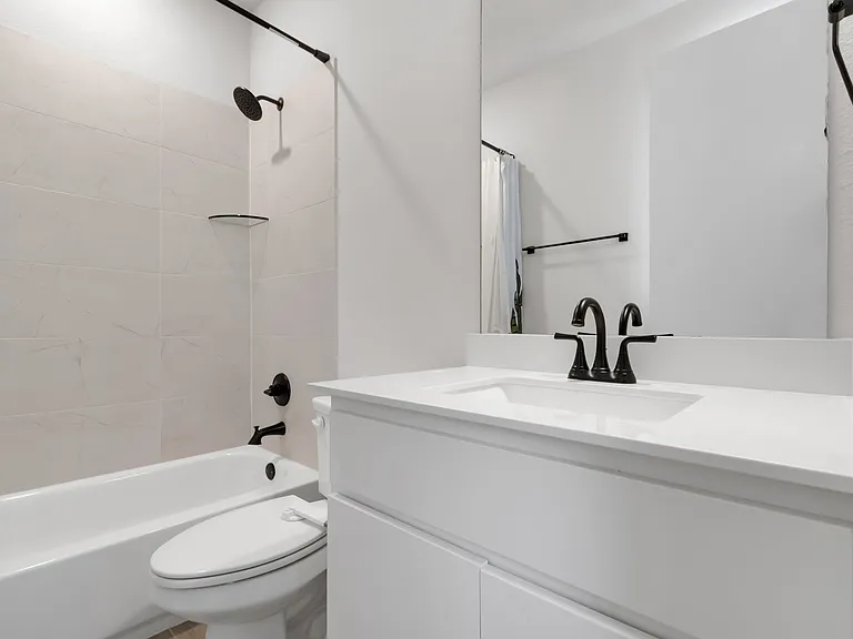 1028 Bastion Ct — Photo 16