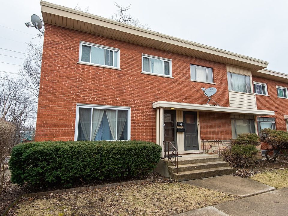 Beautifully maintained  Brick end  unit