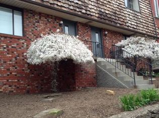 126-128 W Sycamore St, Pittsburgh, PA 15211