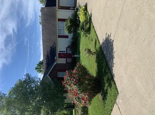 513 Chaucer Ct, Lawrenceburg, KY 40342