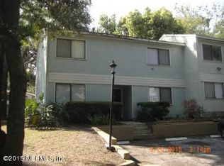 700 Oaks Plantation Dr, Jacksonville, FL 32211