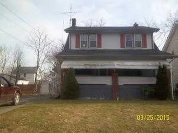 351 E Ravenwood Ave, Youngstown, OH 44507