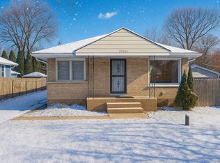 37684 N Sheridan Rd, Beach Park, IL 60087
