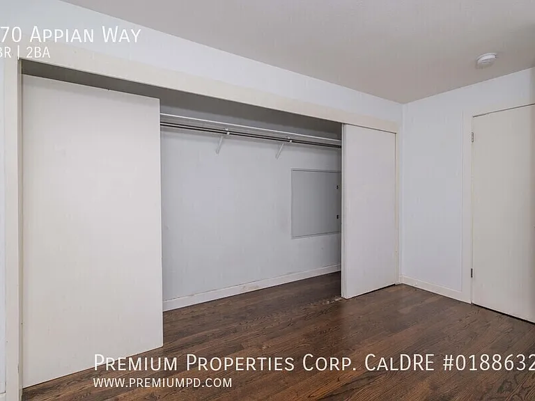 870 Appian Way — Photo 15
